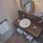 Antique Maison