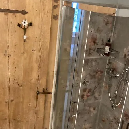 Antique Maison Couette-café Soave (Verona)