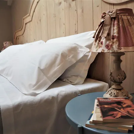 Antique Maison Soave (Verona)