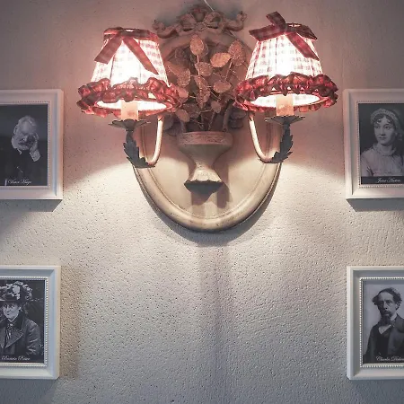 Antique Maison Couette-café Soave (Verona)