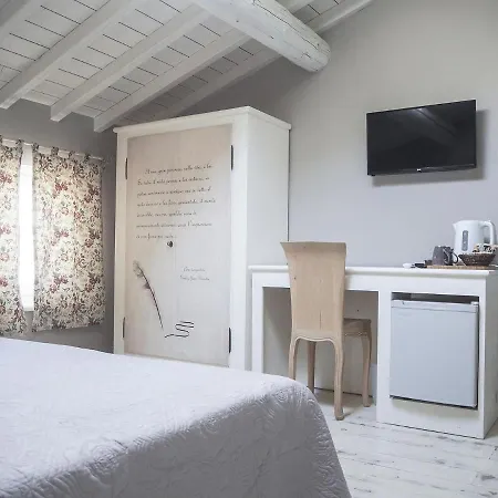 Couette-café Antique Maison 4*