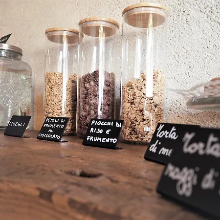 Antique Maison Couette-café Soave (Verona)