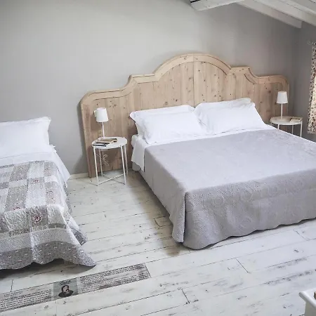 Couette-café Antique Maison Soave (Verona)