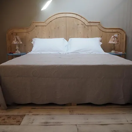 Bed & Breakfast Antique Maison *