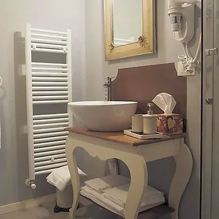 Antique Maison Bed and Breakfast Σοάβε